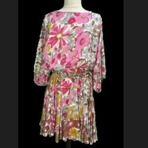 Aakaa Flower Mini Dress. Very cute. Like new.